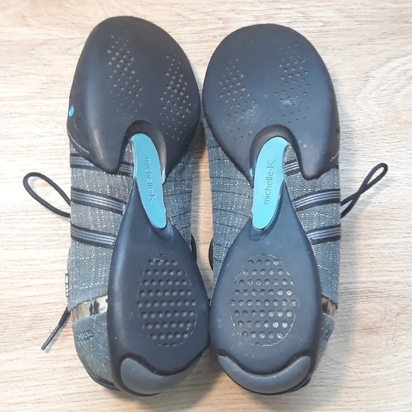 Michelle K Sport Textile Lace Up Sneakers - Size 11 Black/Gray - Picture 8 of 12